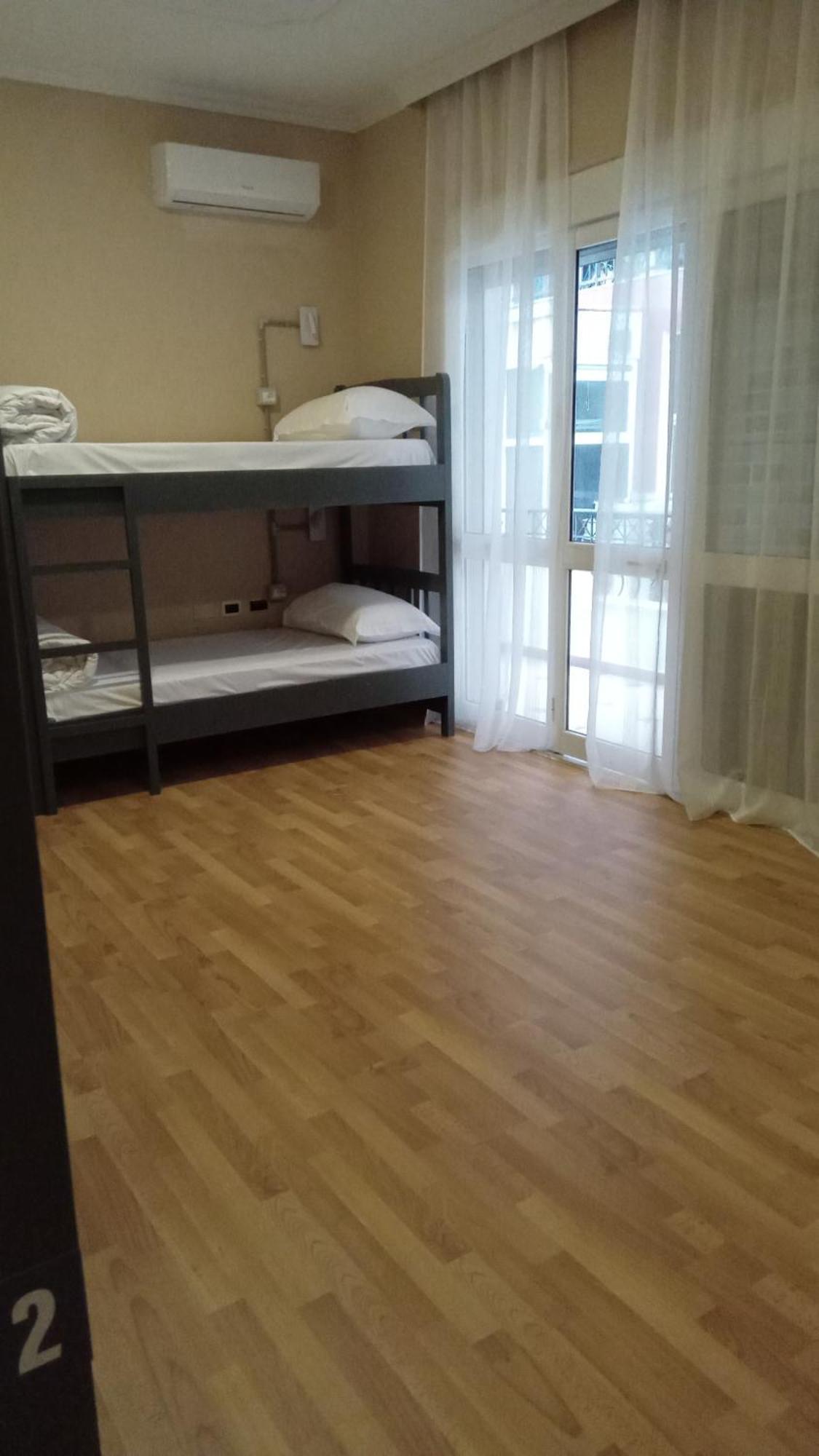 Mandarine Hostel Tirana Exteriér fotografie
