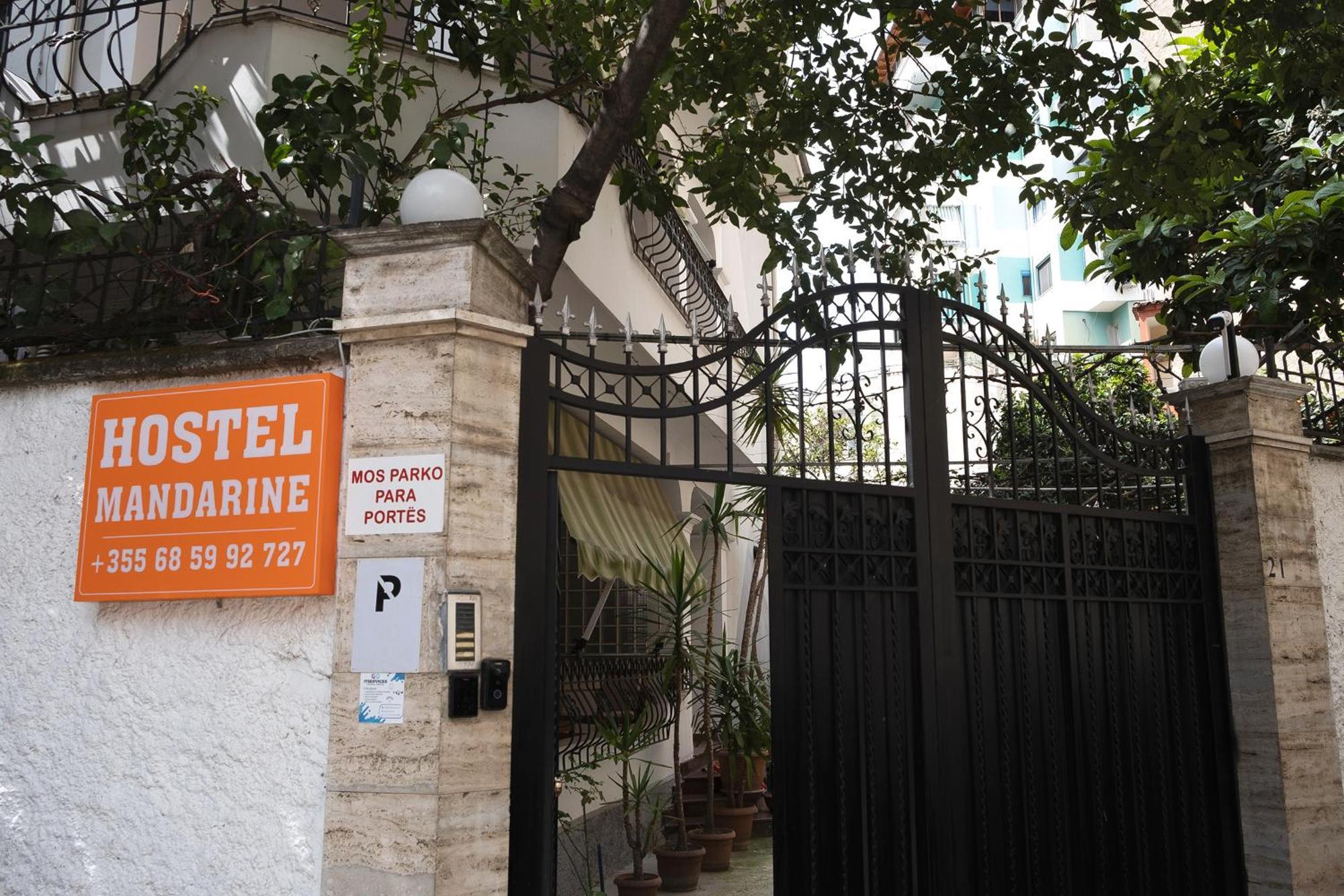 Mandarine Hostel Tirana Exteriér fotografie
