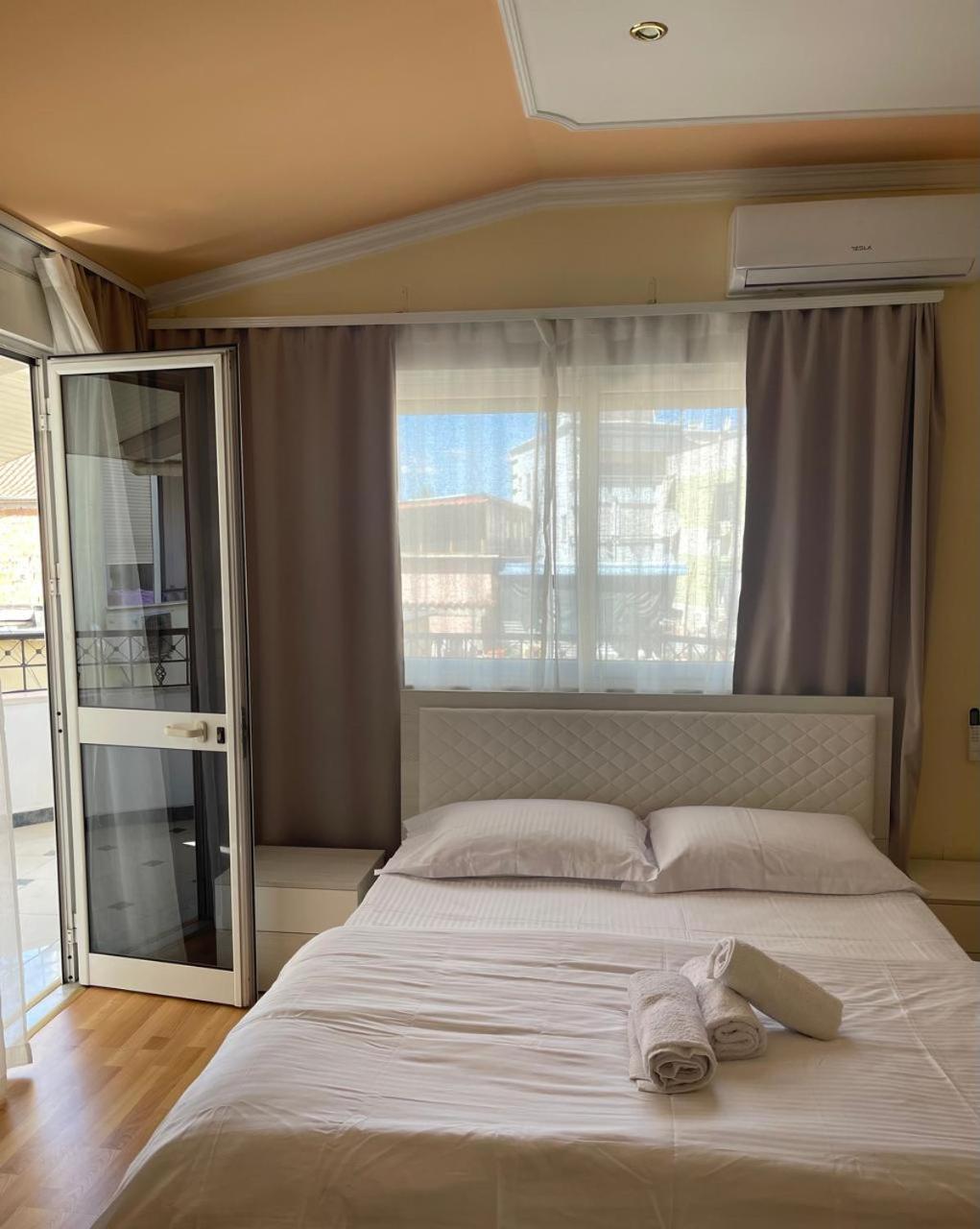 Mandarine Hostel Tirana Exteriér fotografie