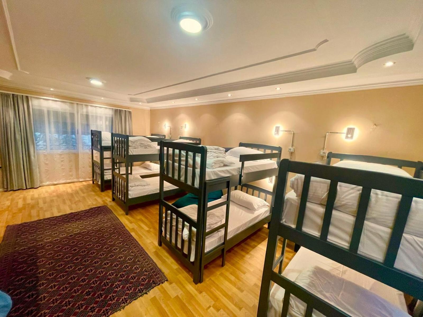 Mandarine Hostel Tirana Exteriér fotografie